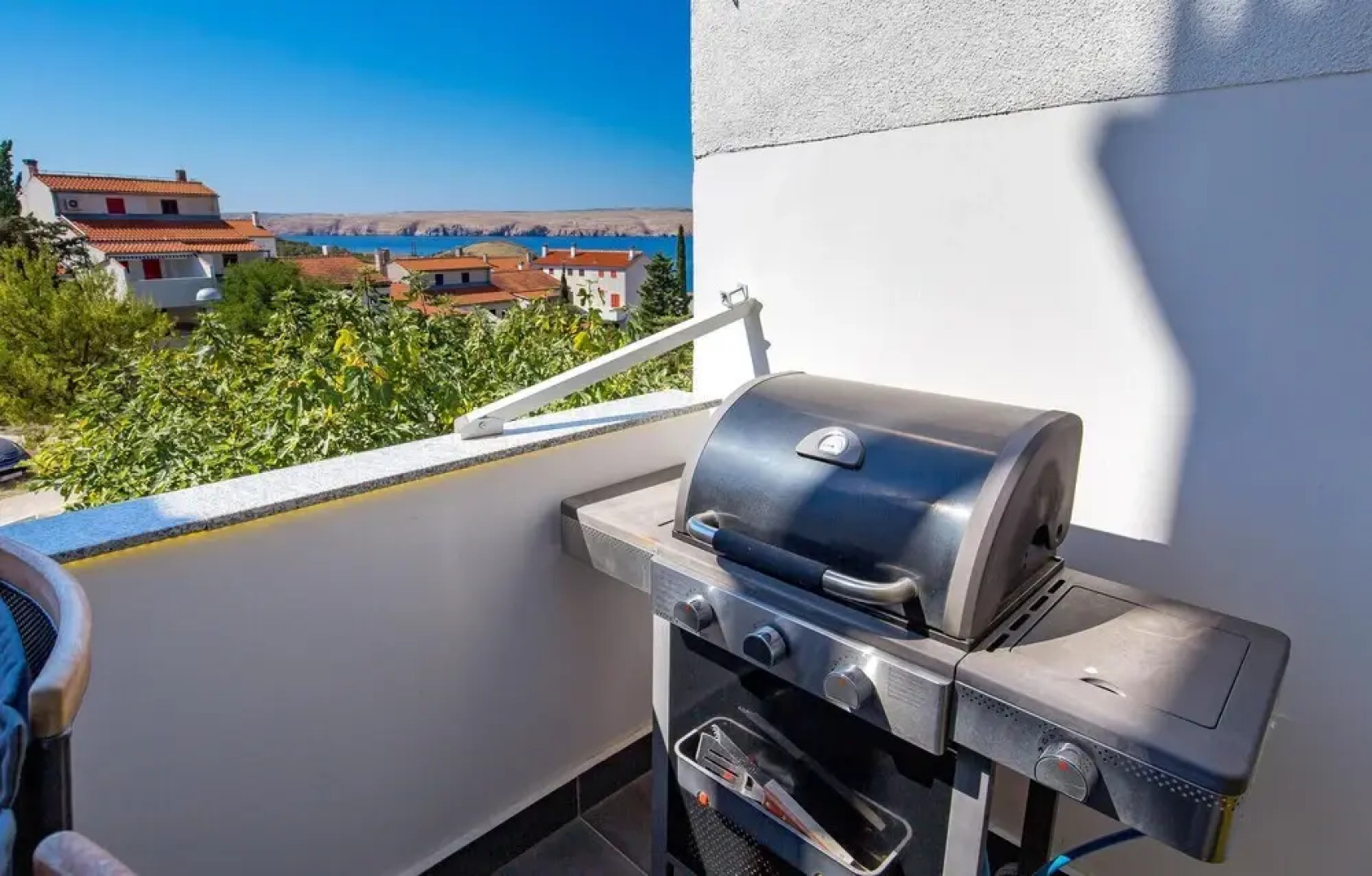 Awesome Apartment in Stinica With 1 Bedrooms and Wifi