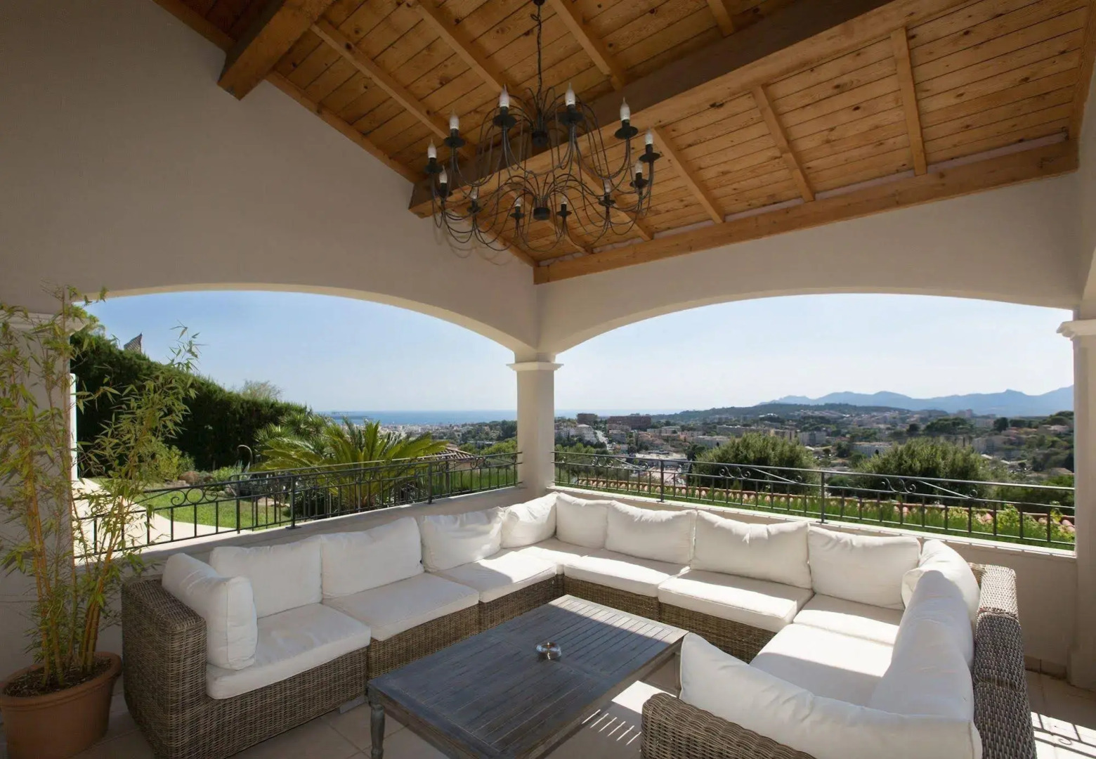 Villa Stephanie Guest House