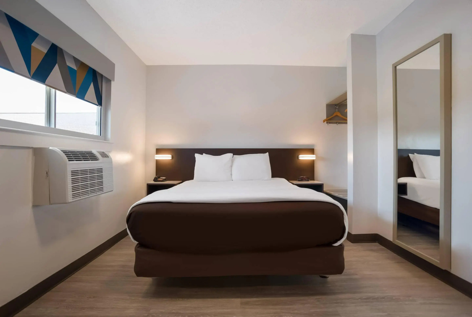 Suburban Studios Biloxi North Area