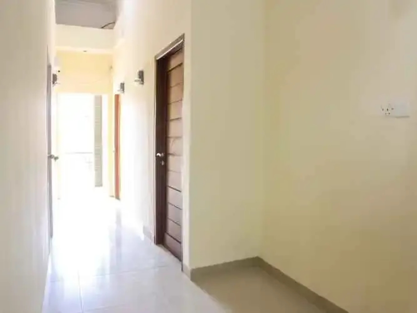 OYO 3377 Checkpoint Residence