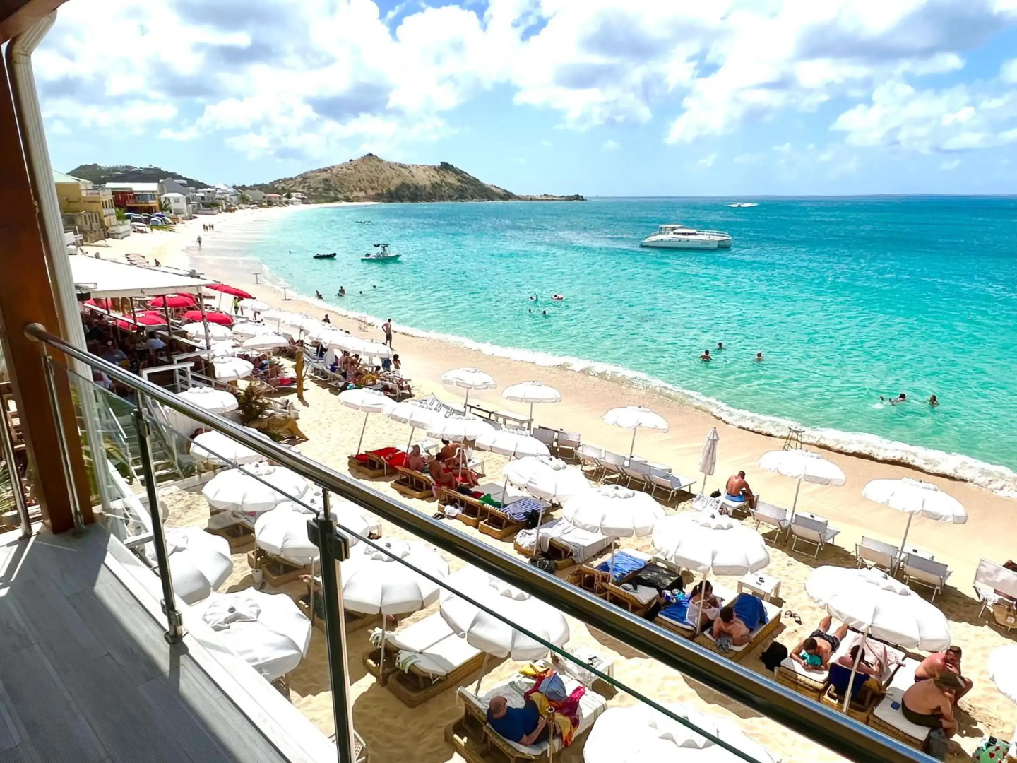 PARADISE VIEW 1 bed-room water front studio at Grand Case
