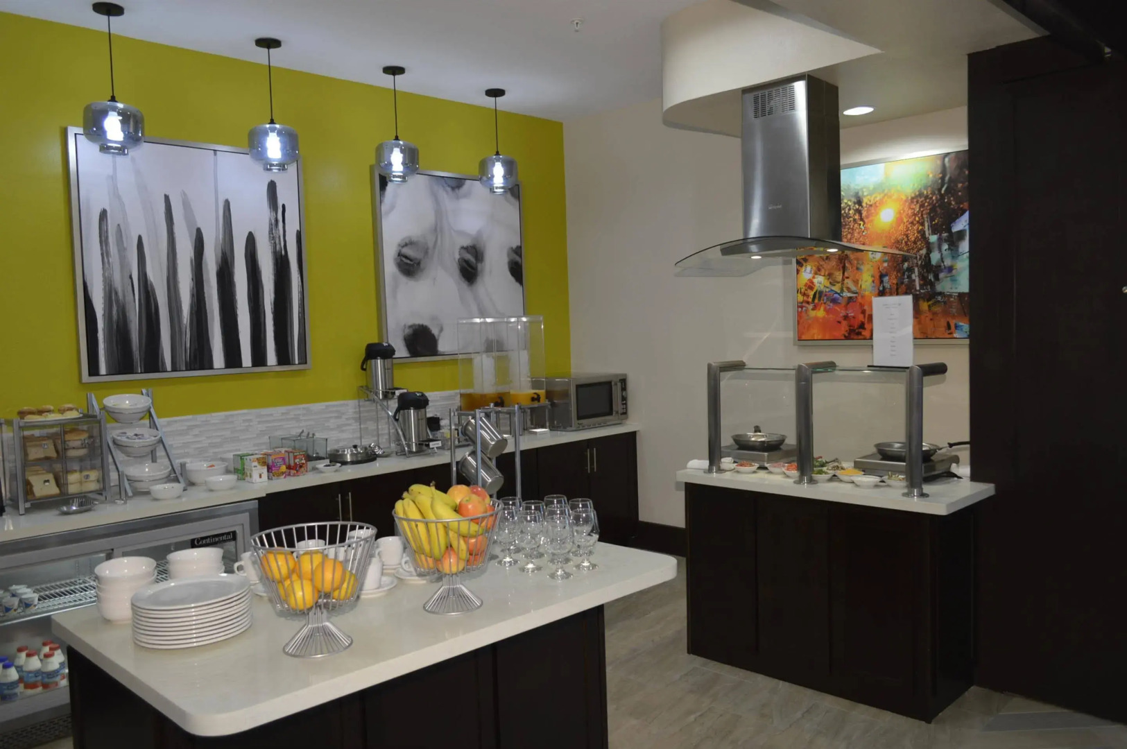 Best Western Premier Ashton Suites-Willowbrook