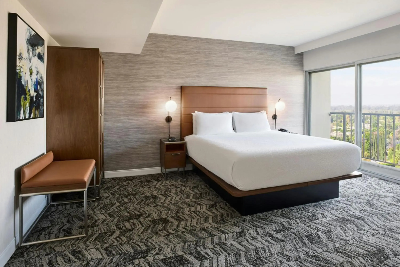 Courtyard by Marriott Los Angeles - Sherman Oaks