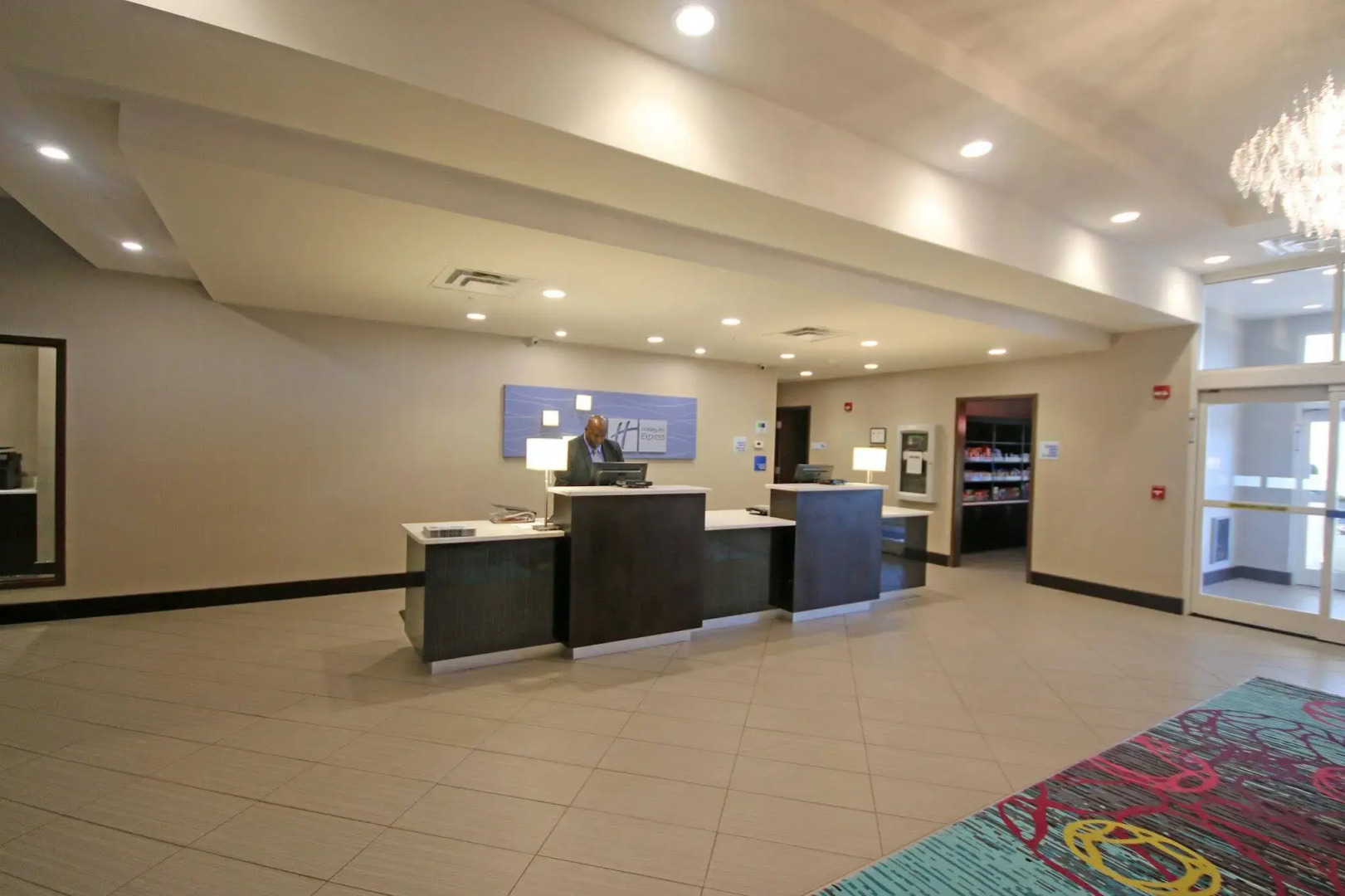 Holiday Inn Express & Suites Charlotte North by IHG