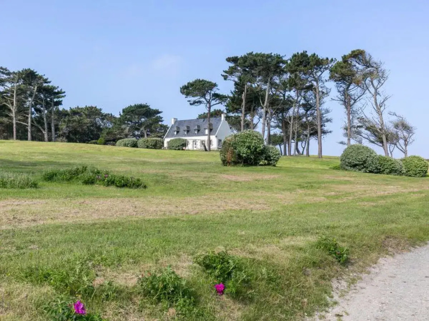 Saint Gonvel (LDZ103)