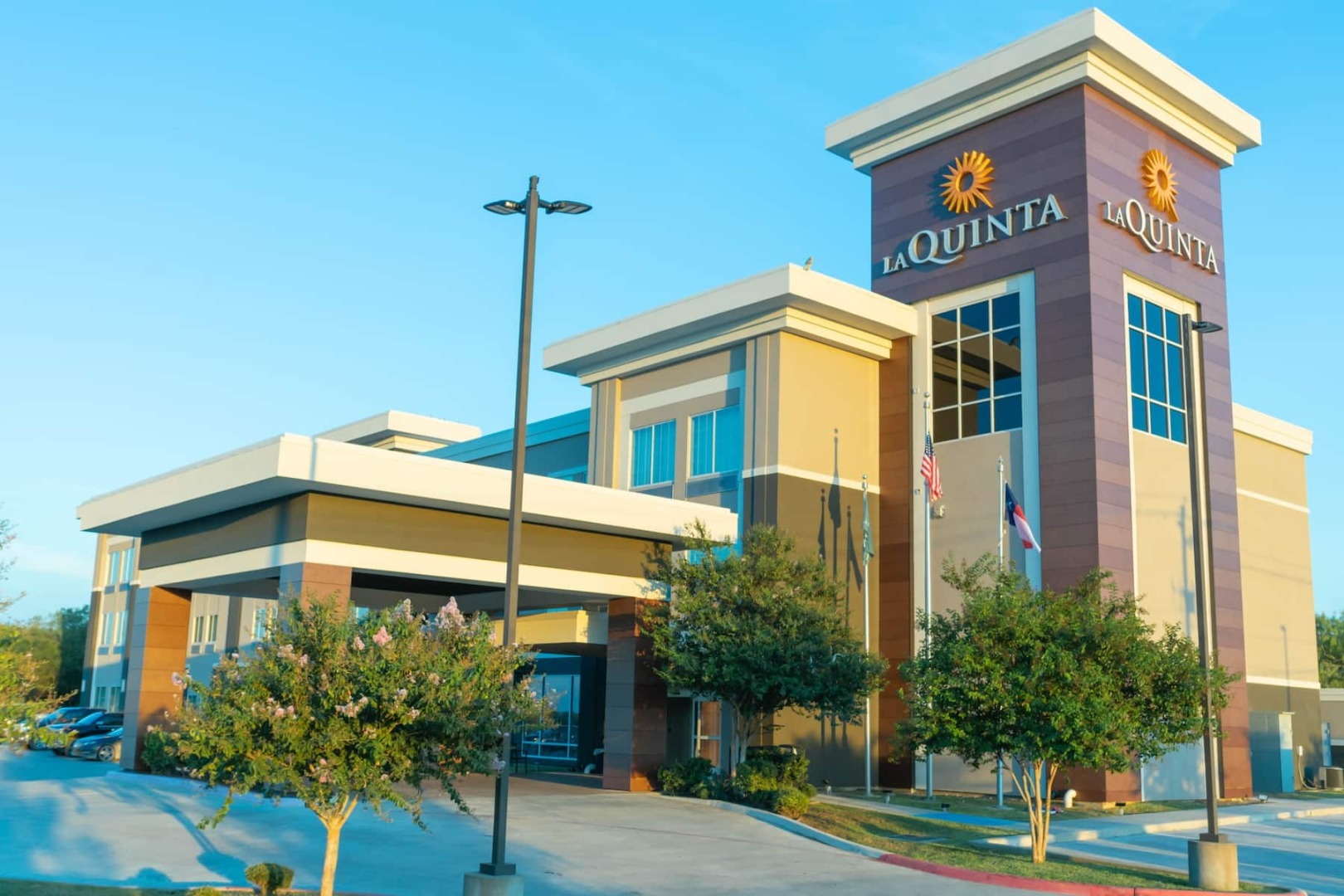 La Quinta Inn And Suites By Wyndham Karnes City Kenedy