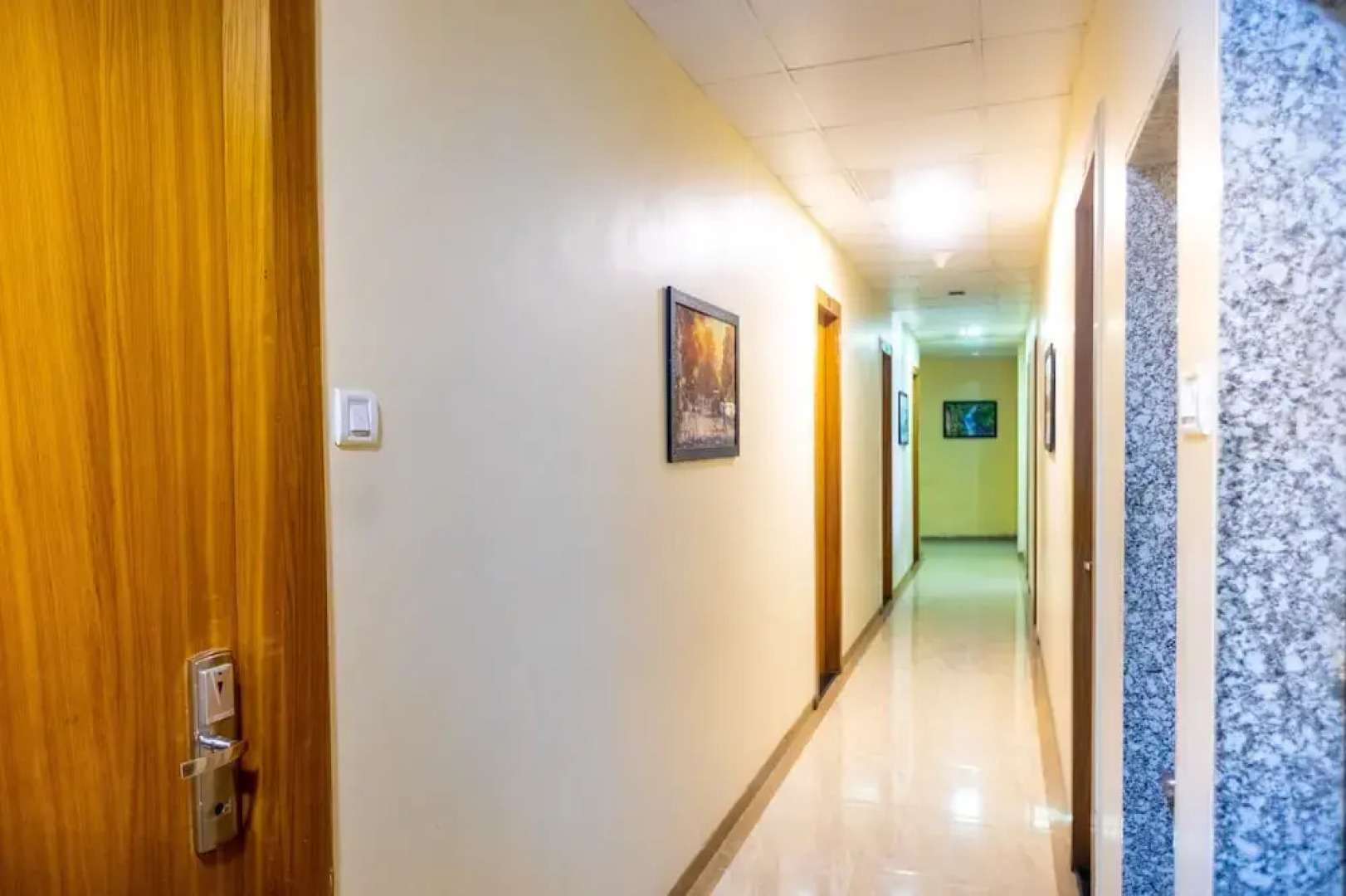 Hotel Apex International