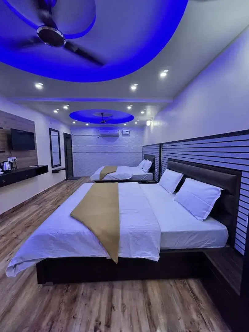 Hotel Raj Darbar