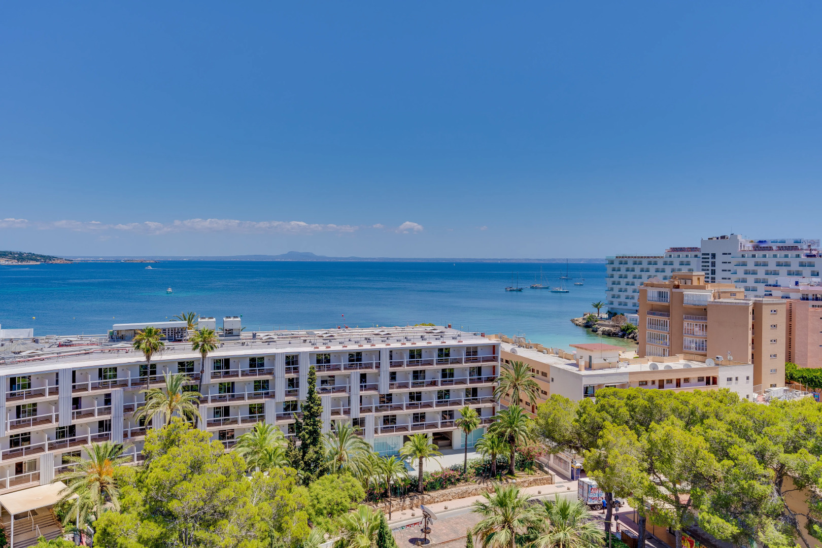 Las Palomas Apartments Econotels