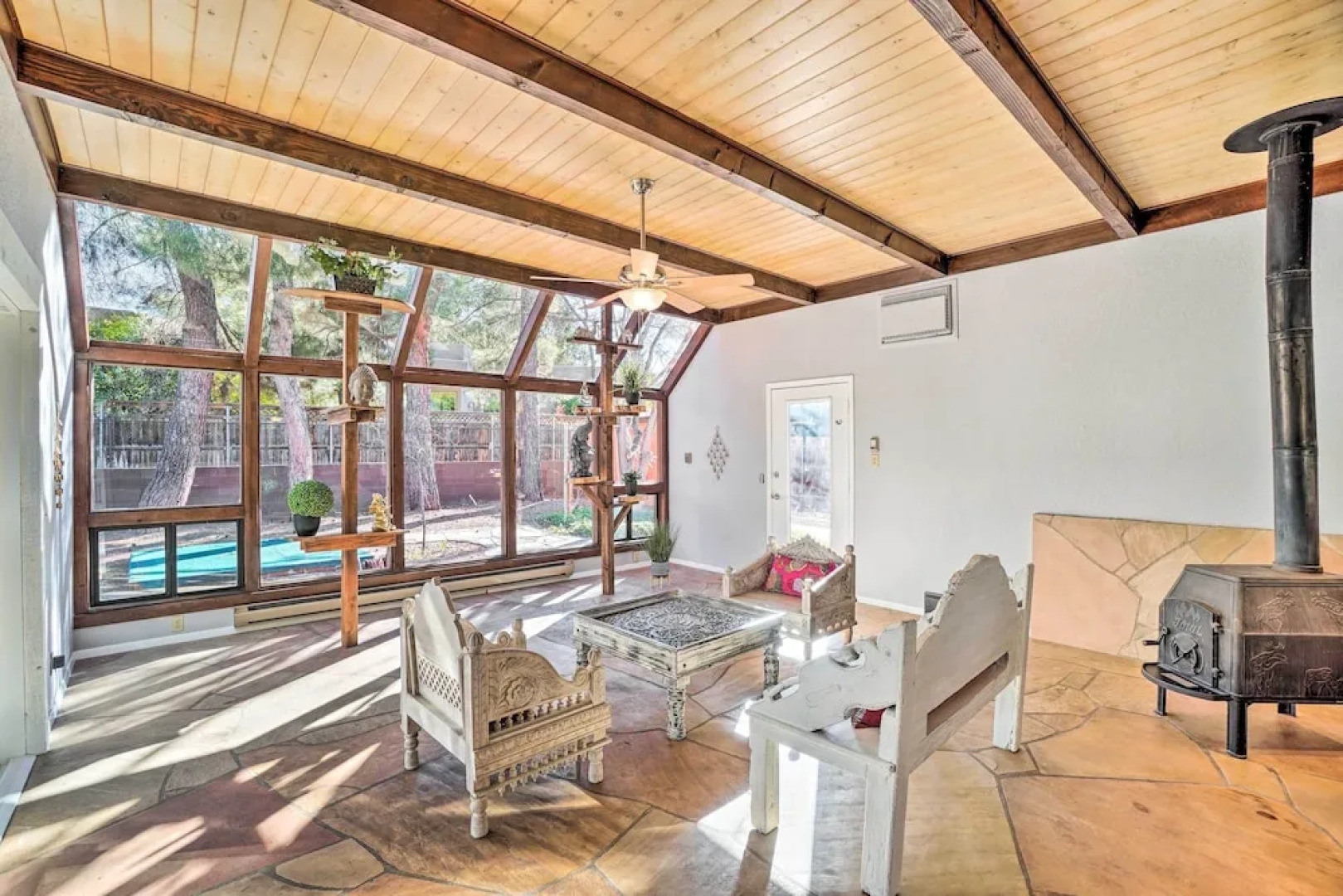 4 Mi to Main Street: Spacious Sedona Home