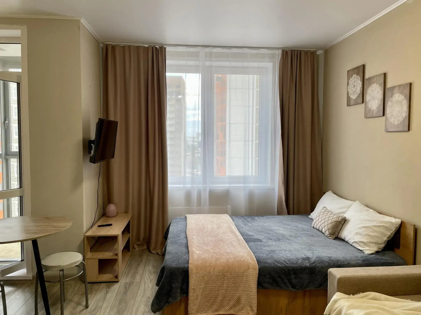 Апартаменты Крас Квартирка на ул. Апрельская, д. 5К