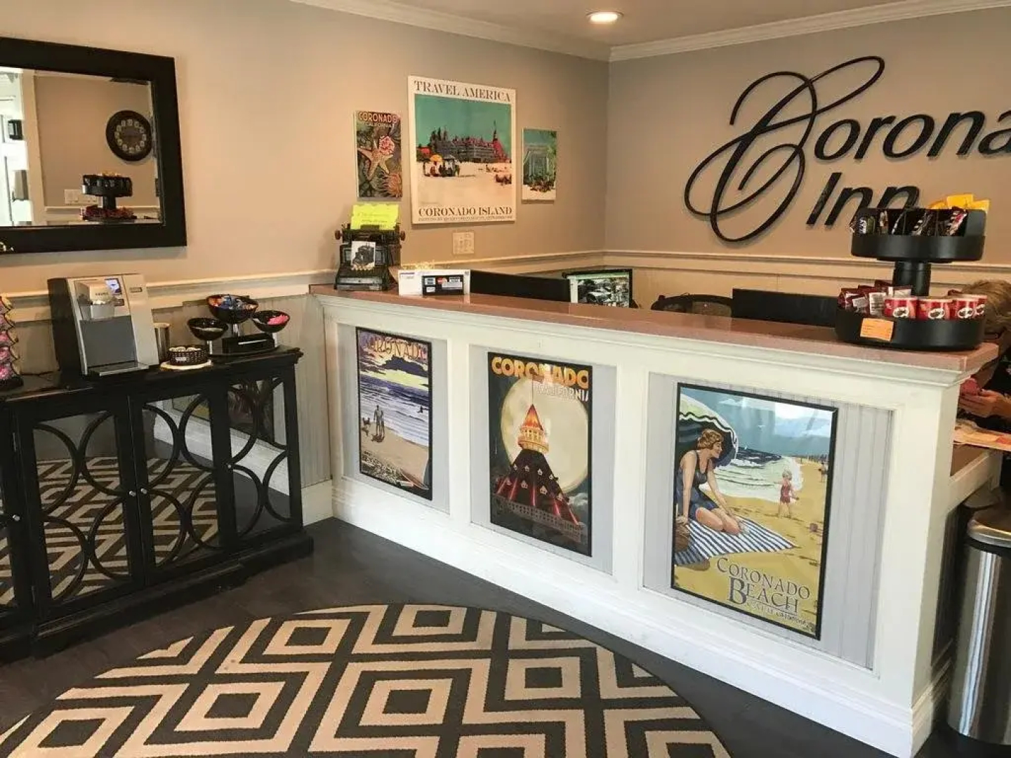 Coronado Inn