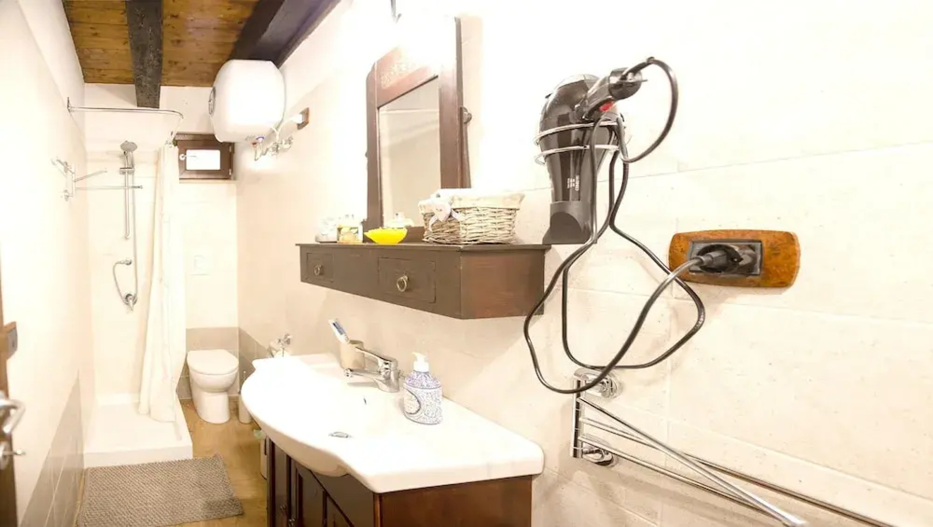 Apartment With one Bedroom in Arce, With Wonderful City View, Balcony and Wifi