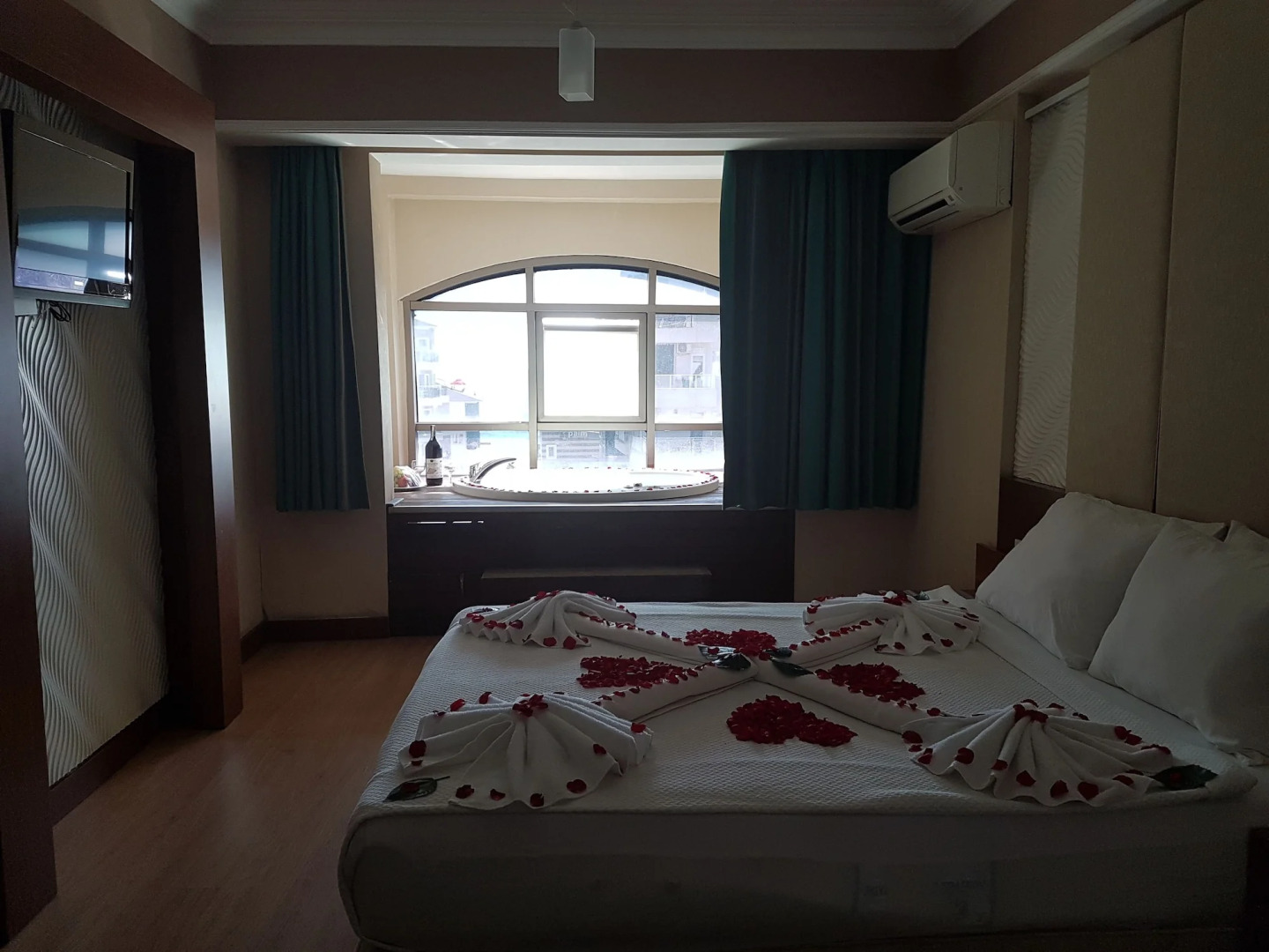 Taç Premier Hotel & Spa