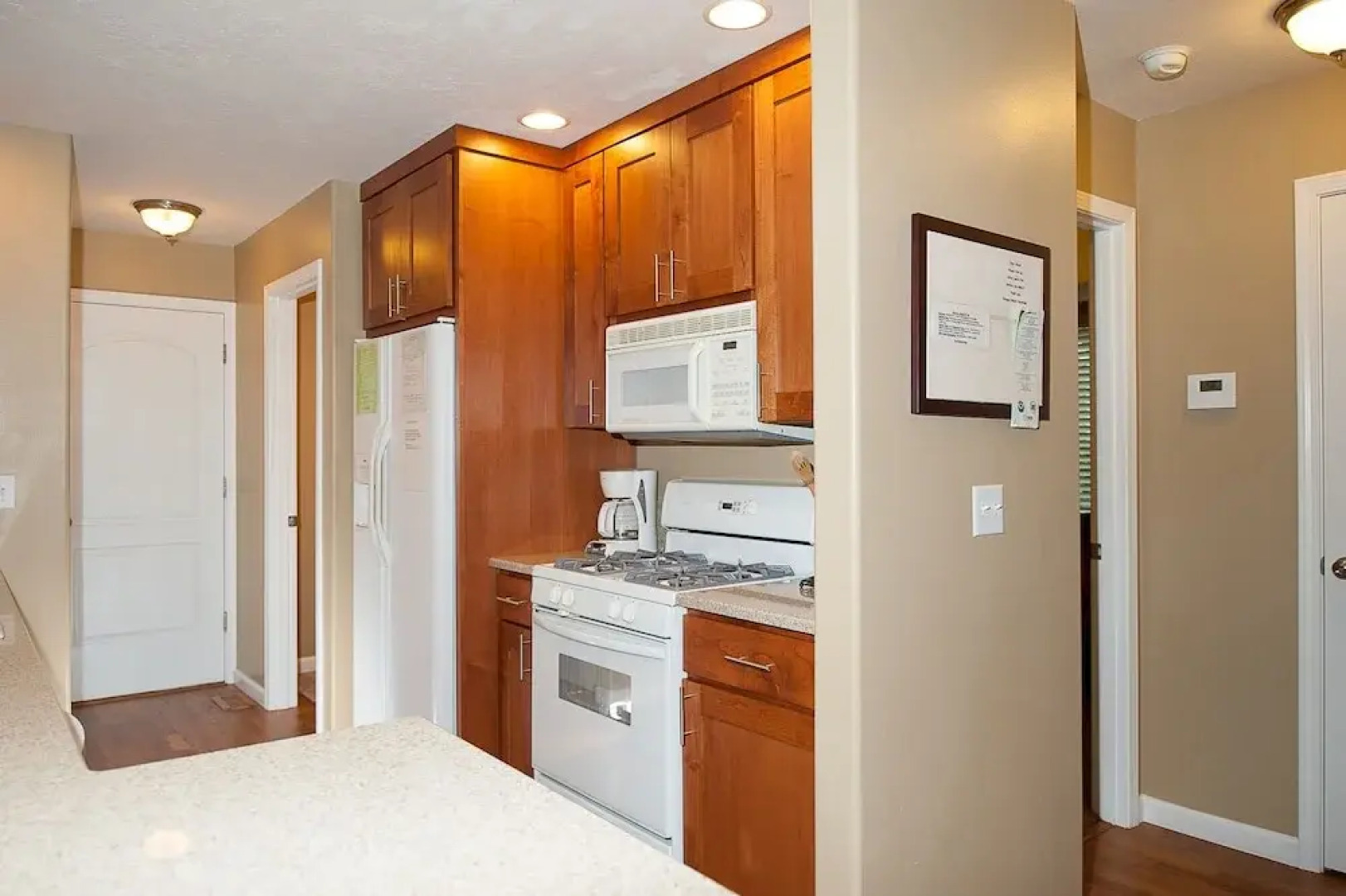 Browne's Beach n' Pad 3 Br home by RedAwning