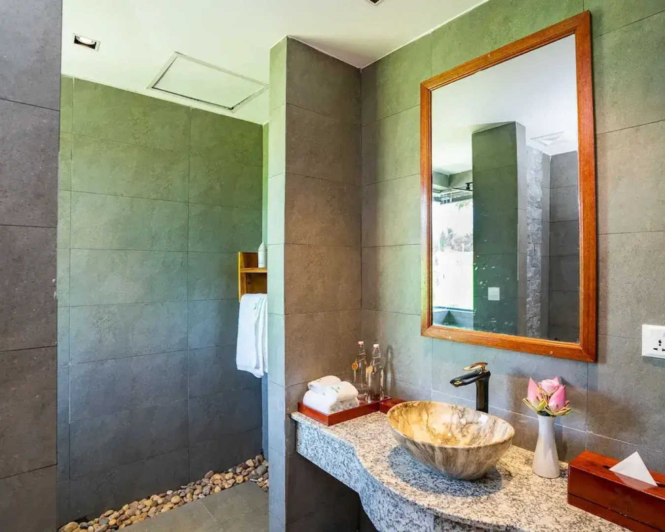 RiverTree Villa & Resort