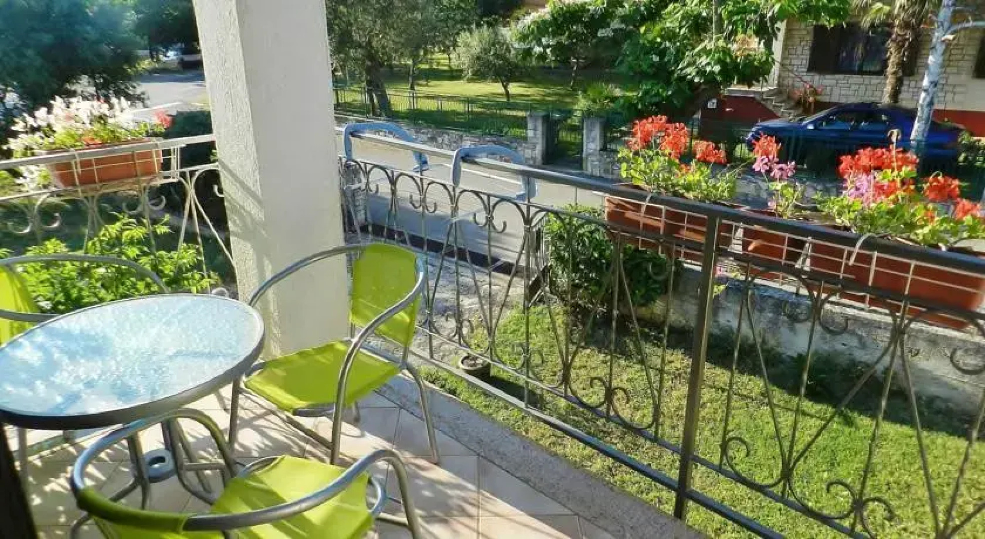 Apartments Cetina 405