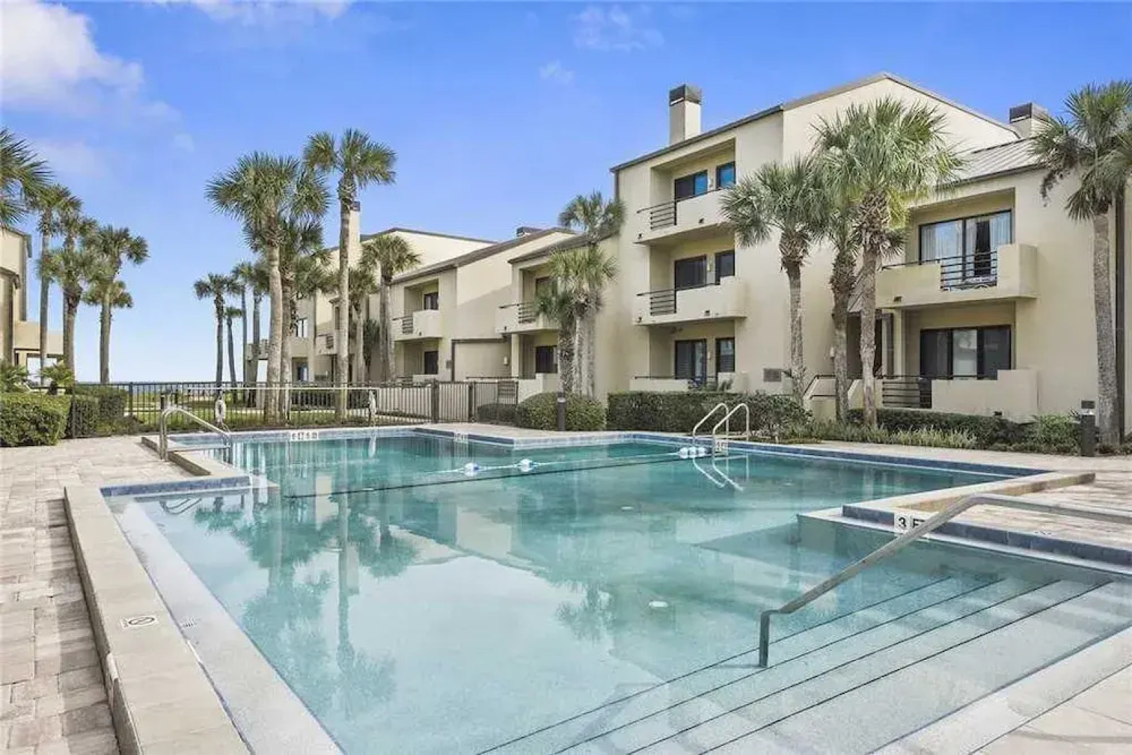 Spinnakers Reach 832 - Three Bedroom Condo