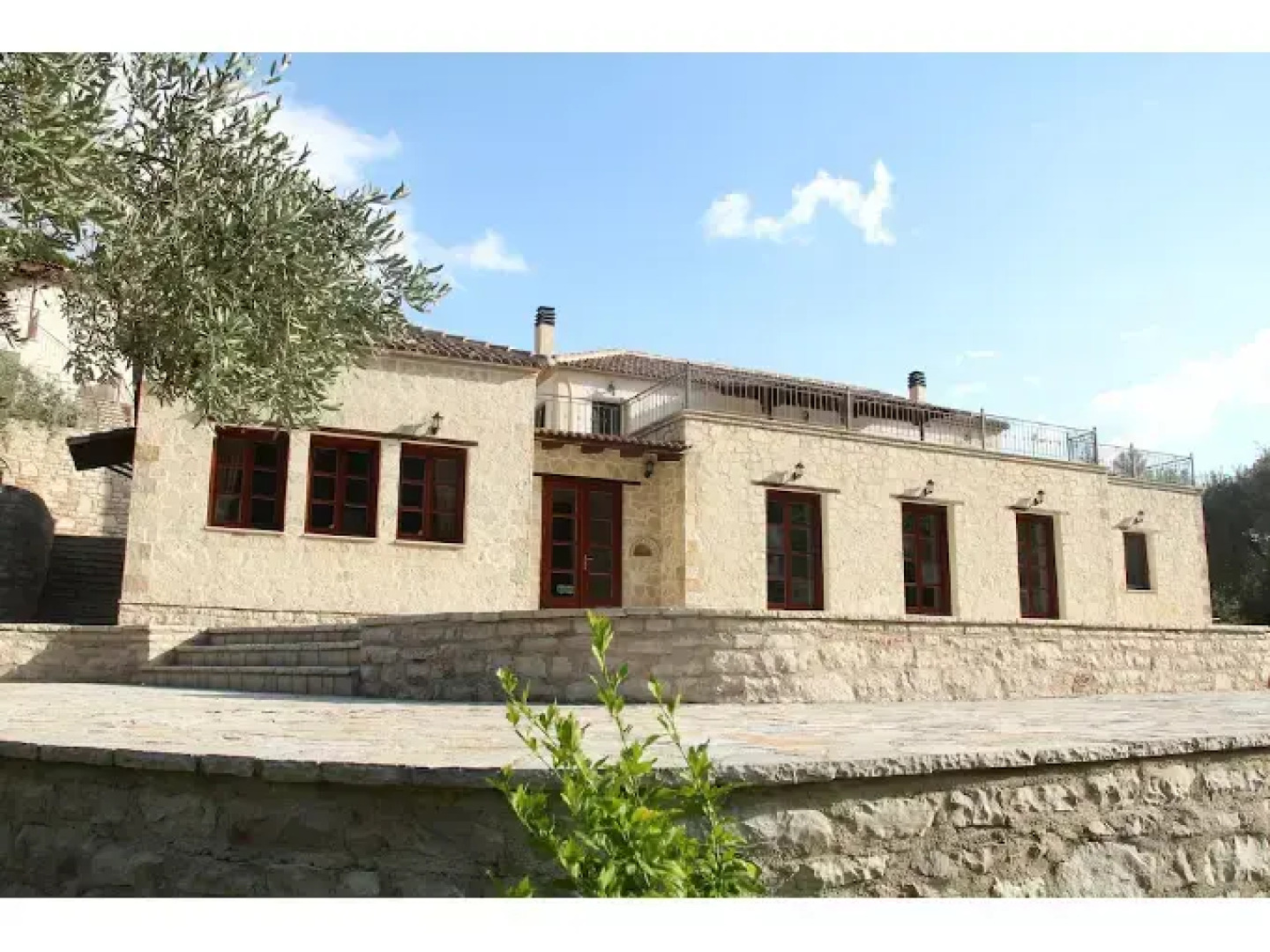 Piges Hotel at Acheron Springs