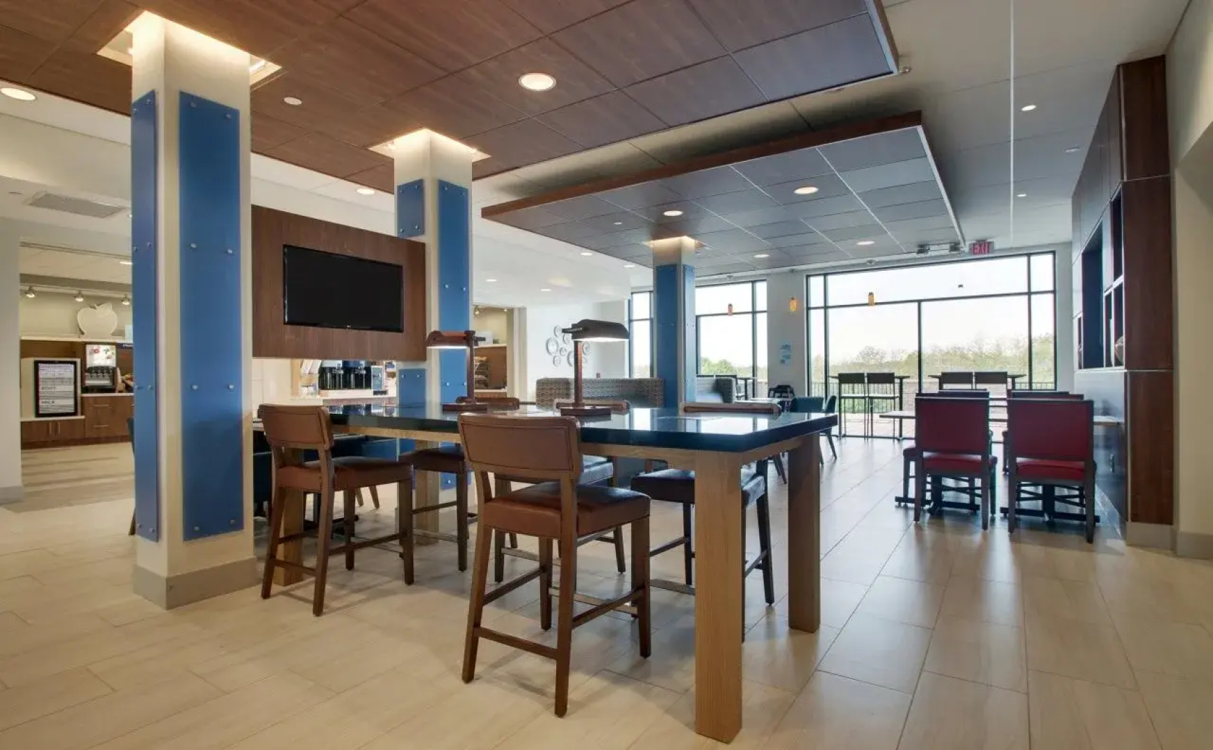 Holiday Inn Express and Suites-Elizabethtown North by IHG