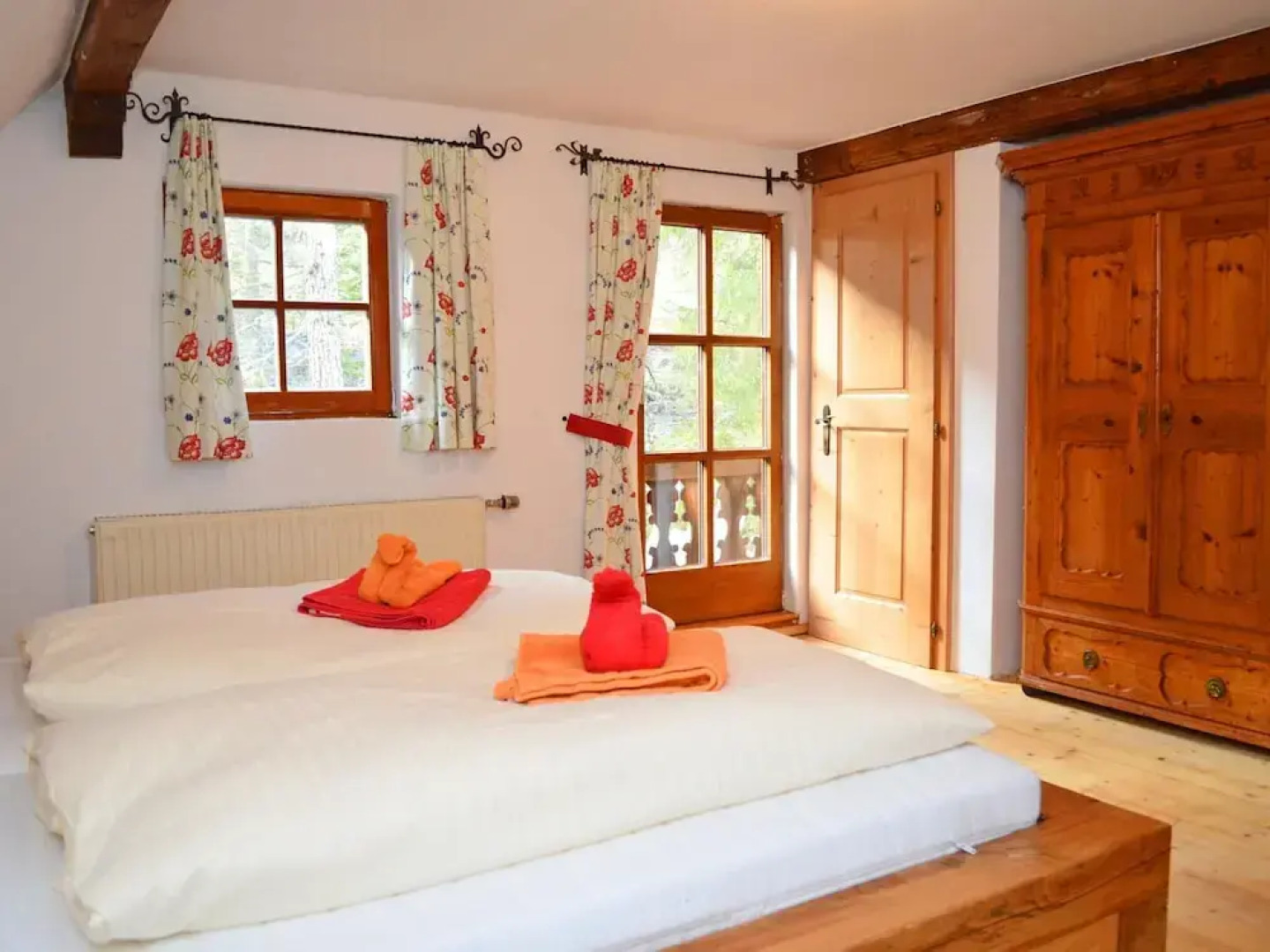 Farmhouse in Weisspriach Near Mountain Lakes