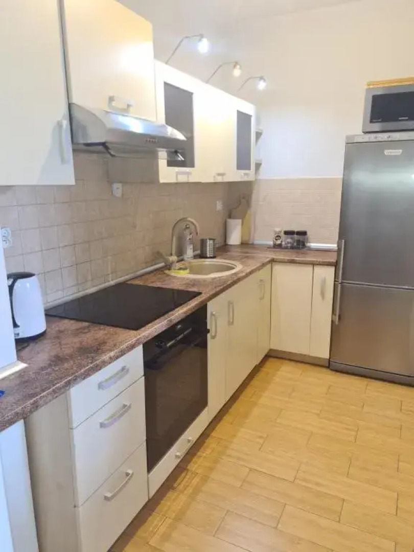 Apartament z garażem podziemnym - Augustowska