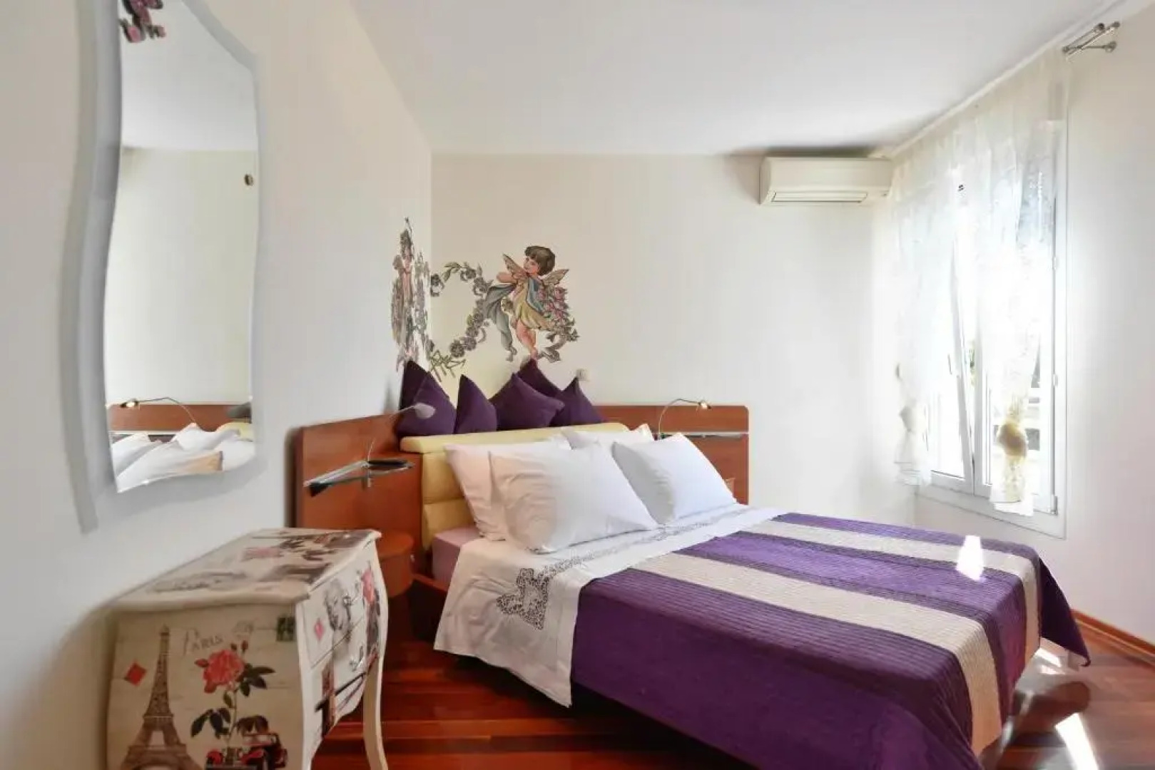 Luxury Seaside Apartment