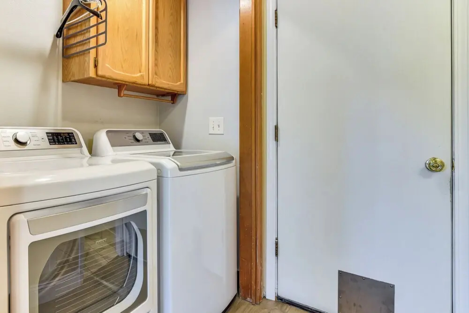 Private Outdoor Space 9 Mi to Downtown Vancouver!