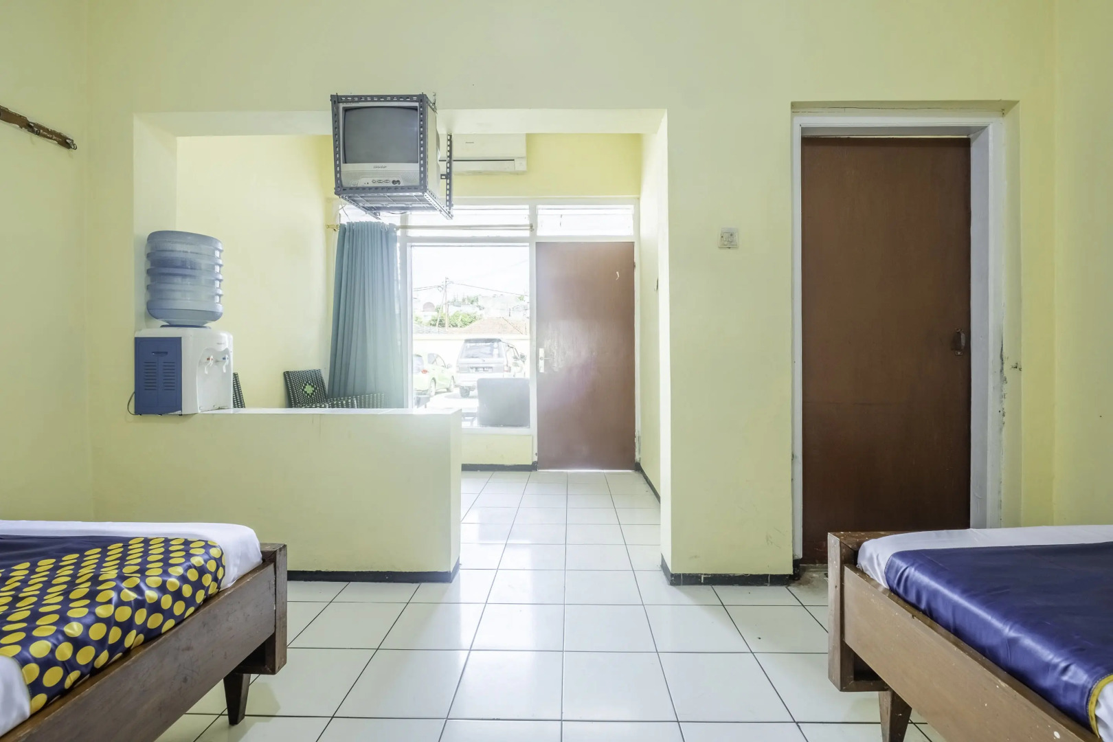 Hotel Priangan by OYO Rooms