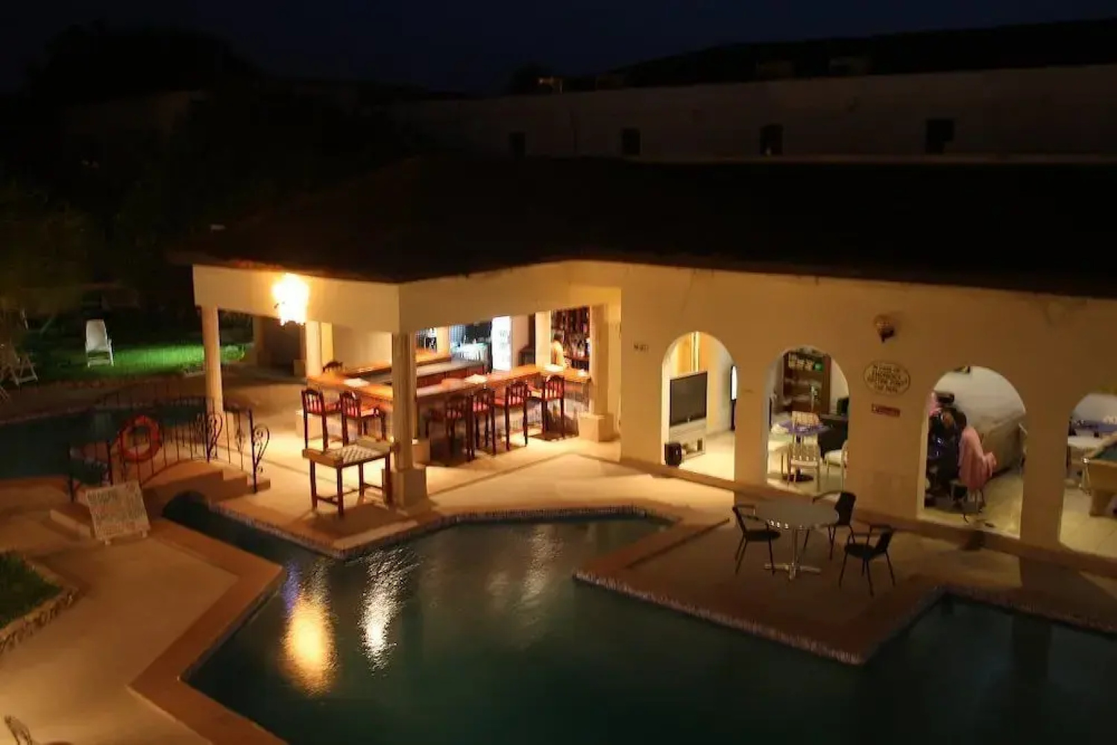 Seaview Gardens Hotel