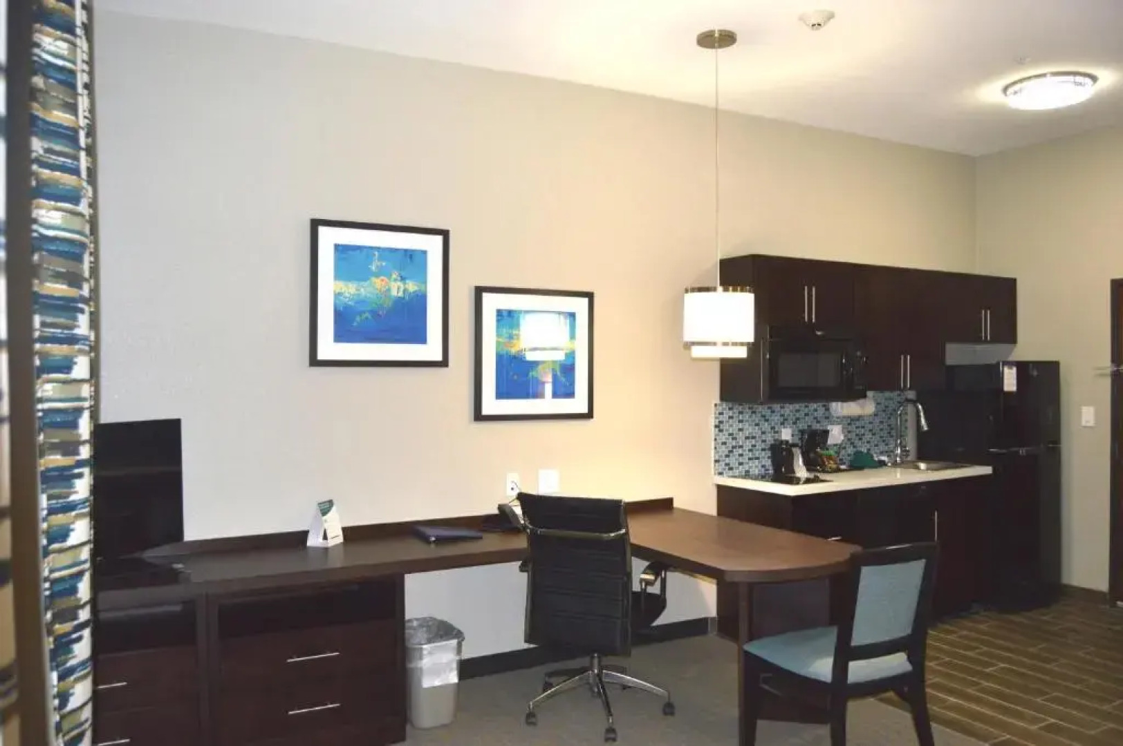 MainStay Suites Midland