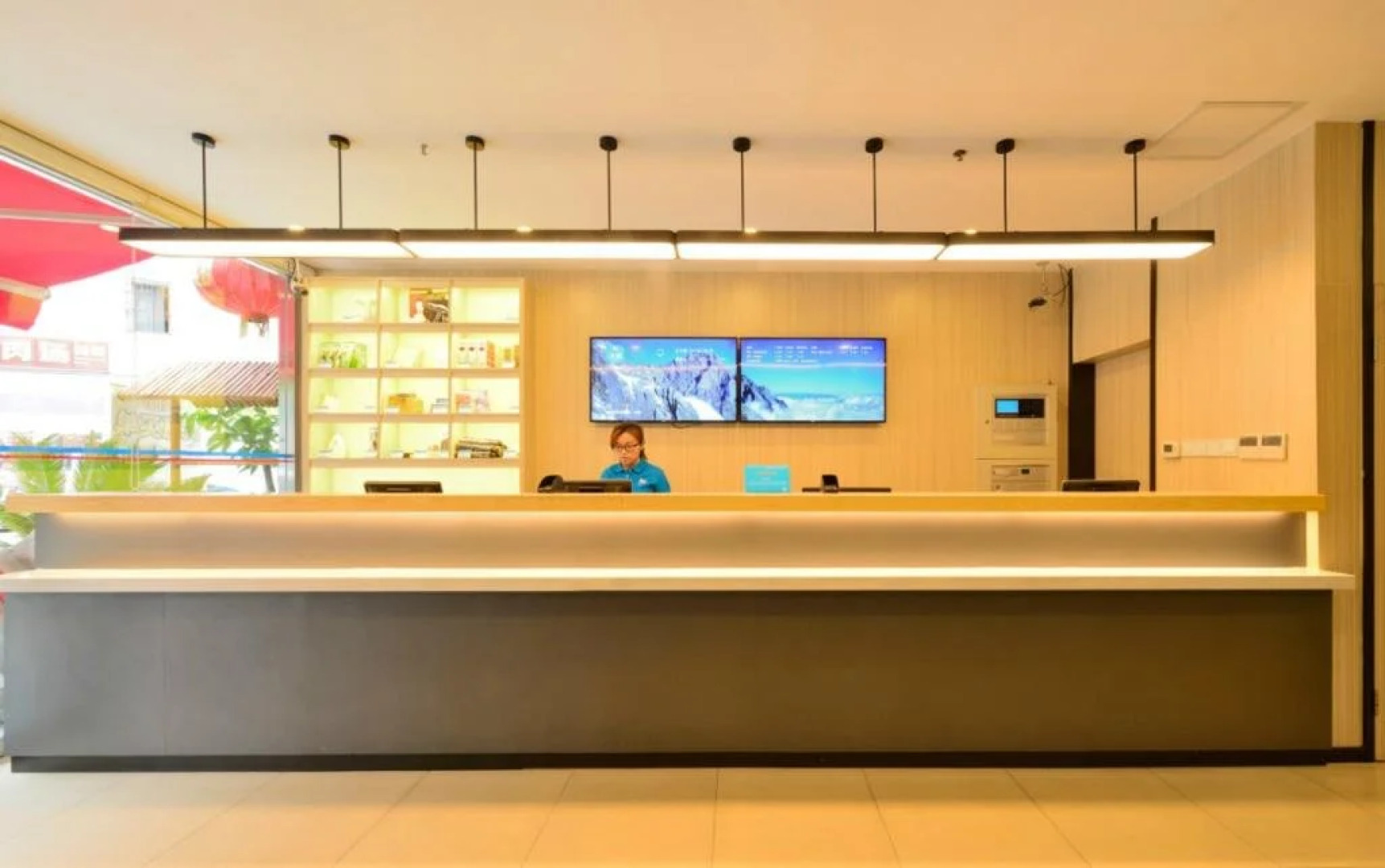 Hanting Express Yanan Baimi Avenue