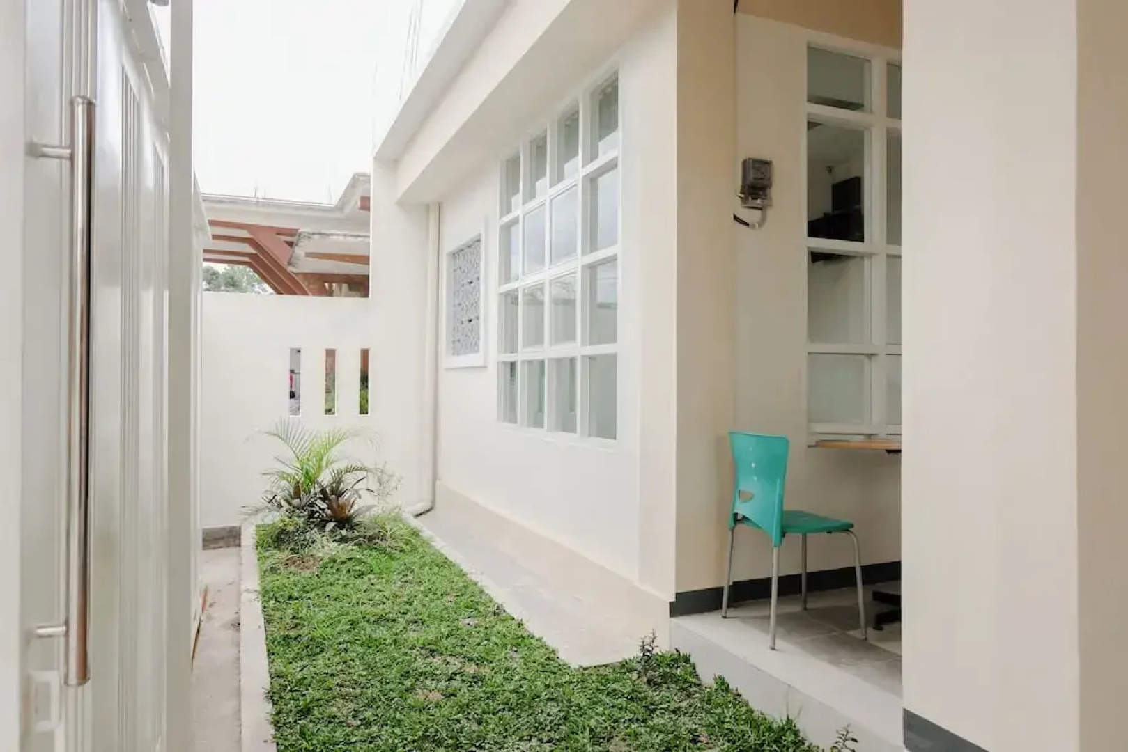 Oyo 1247 Antosa Family Residence