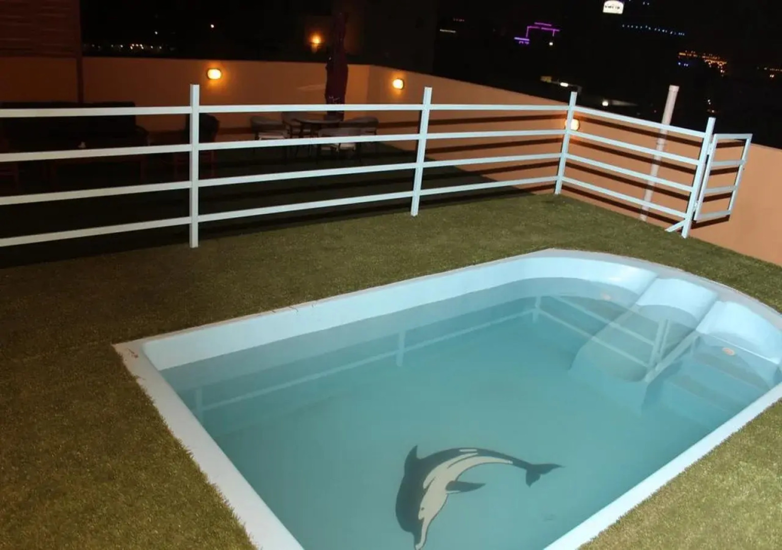 Elegant Suites Hotel