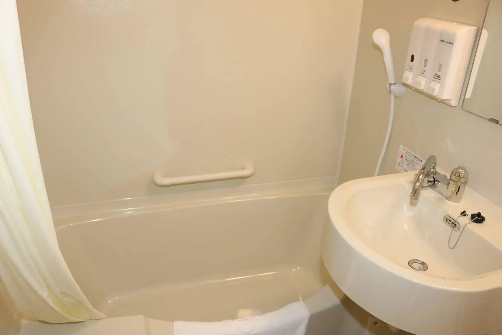 Toyoko Inn Tokyo Yamanote Line Otsuka Station Kita 2