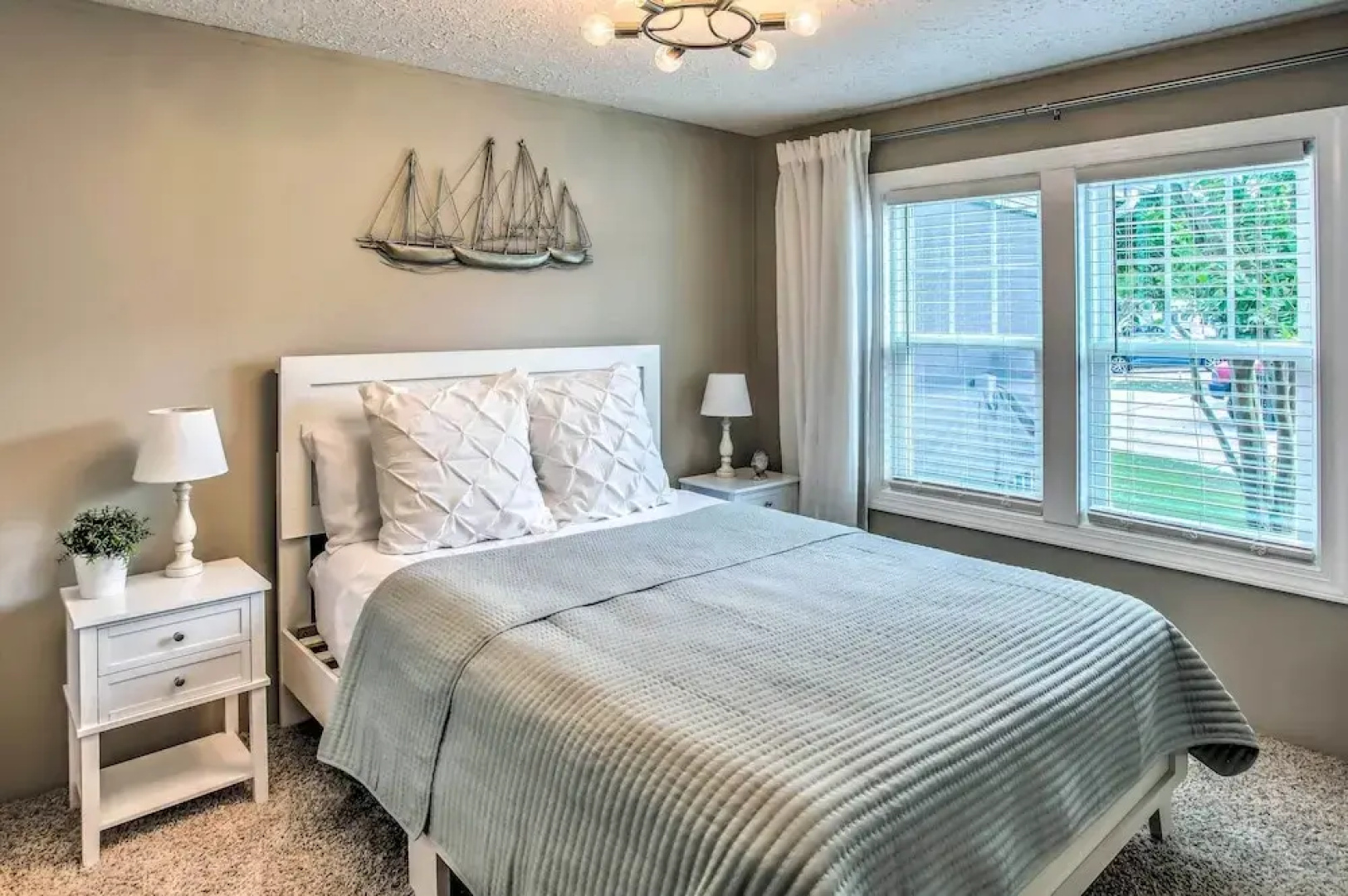 Murrells Inlet Home w/ 2 Screened-in Porches!