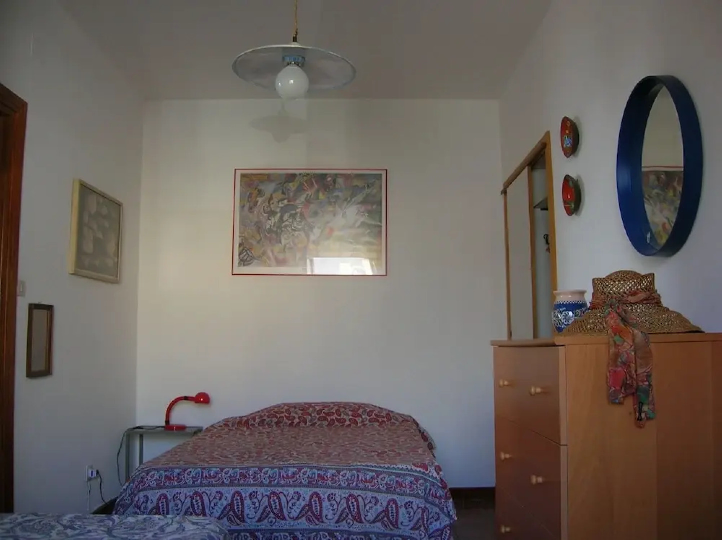 Casa dels Misteris a terrace on sea