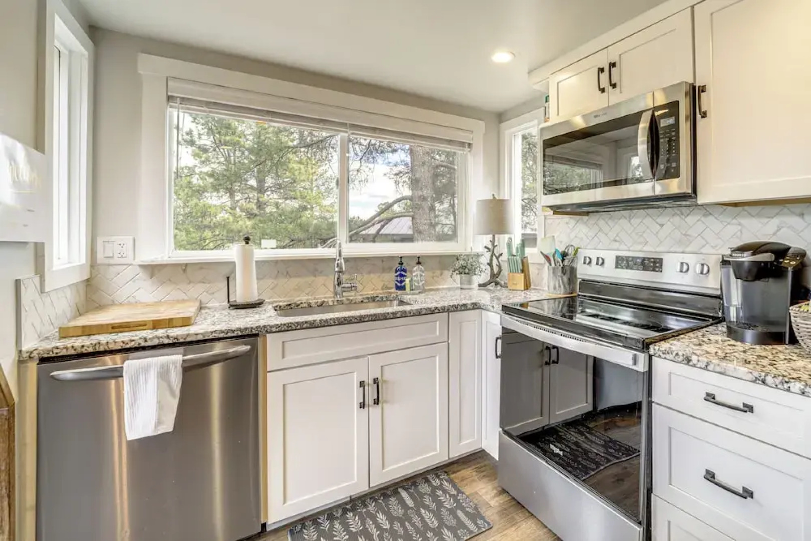 Flagstaff A-frame Cabin w/ Deck & Lovely Views!