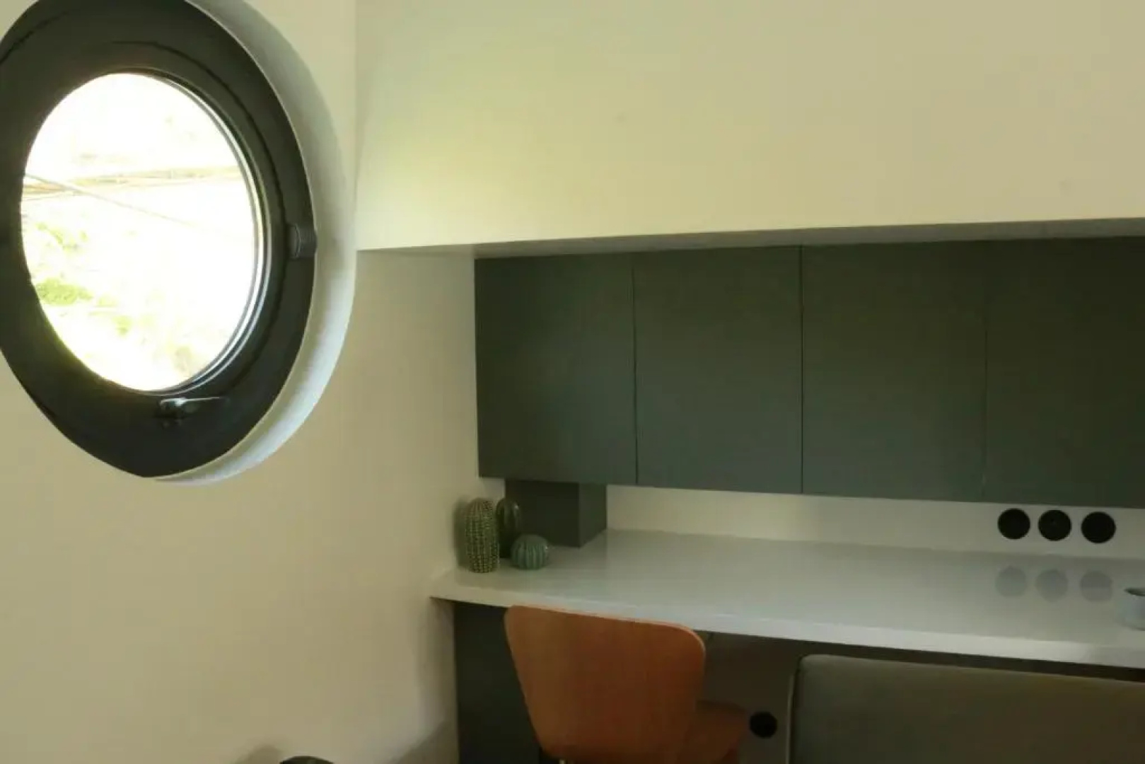 Studio très cosy - indépendant dans une péniche - Paris 16