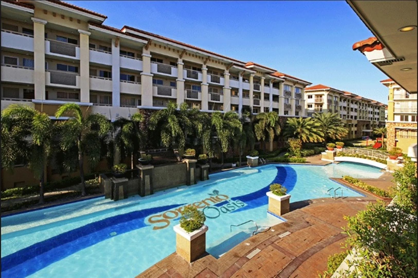 Sorrento 2BR Apartment