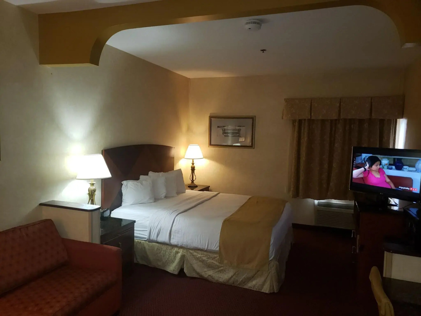 A Victory Suites Warren