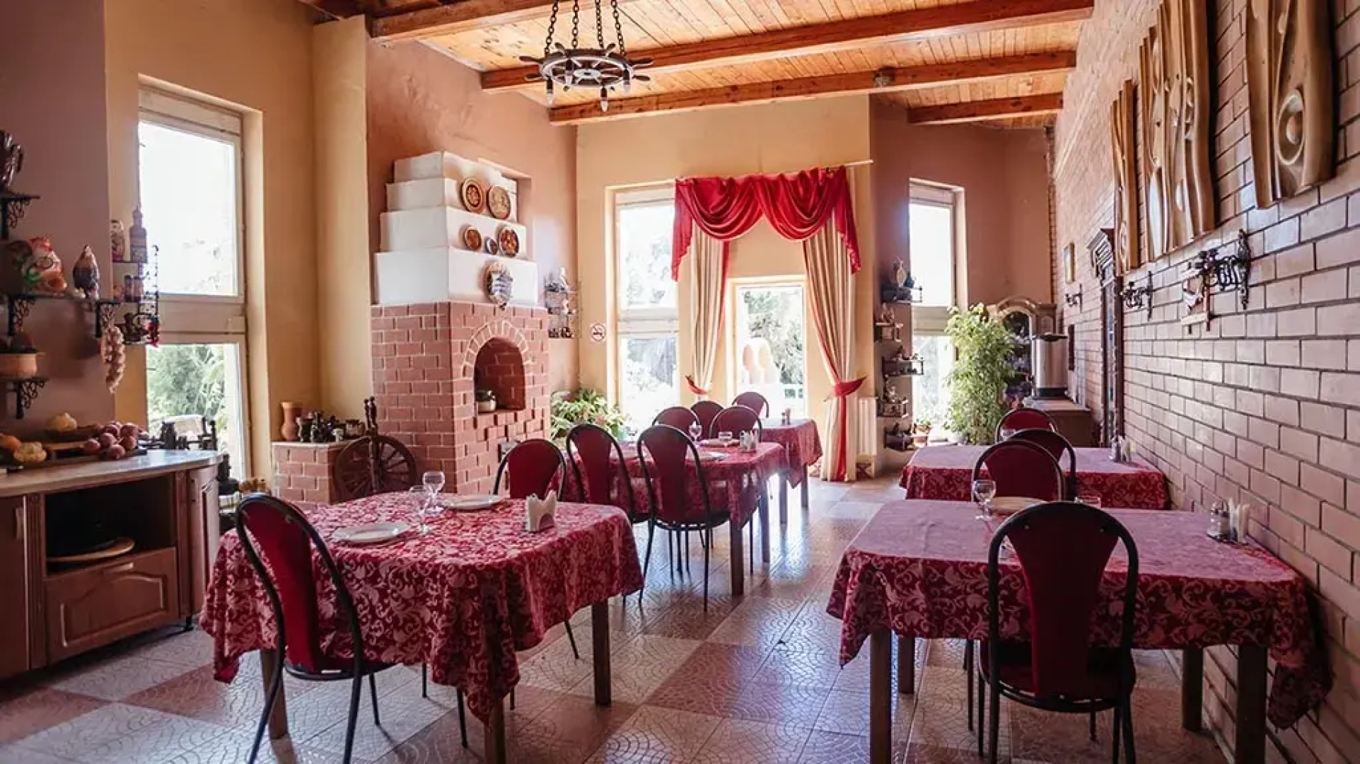 Замок (Астраханская обл)