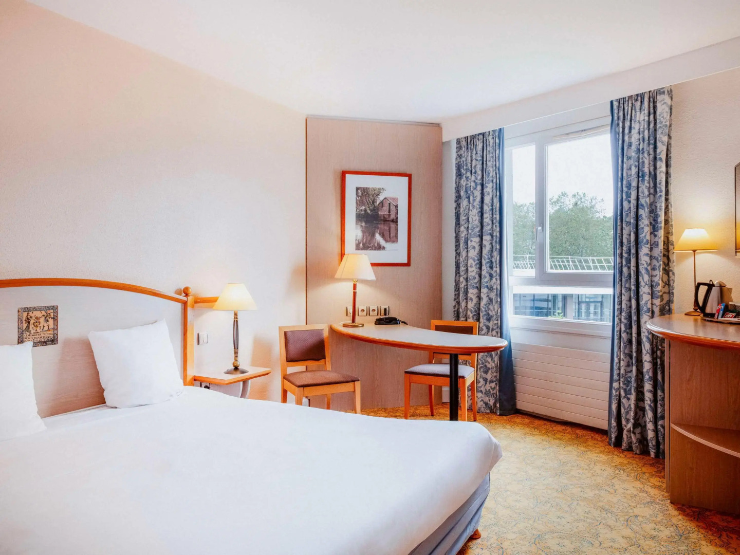 Mercure Nevers Pont de Loire