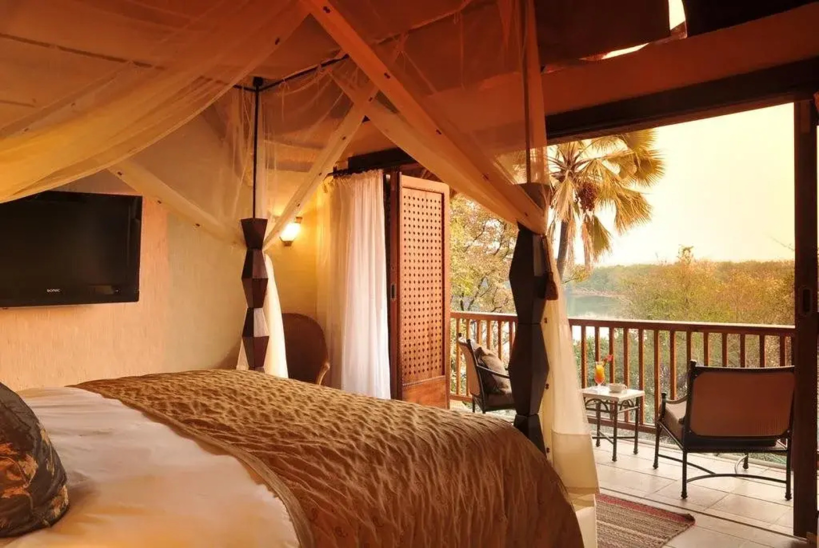 The David Livingstone Safari Lodge & Spa