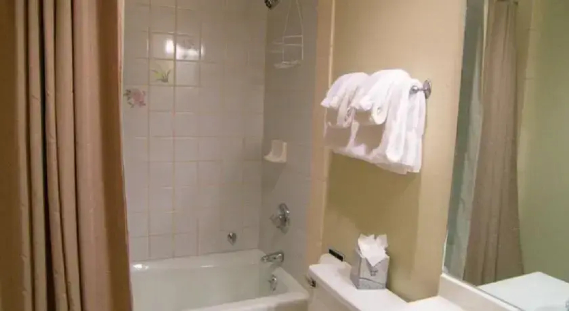 RedAwning Village Suites #350