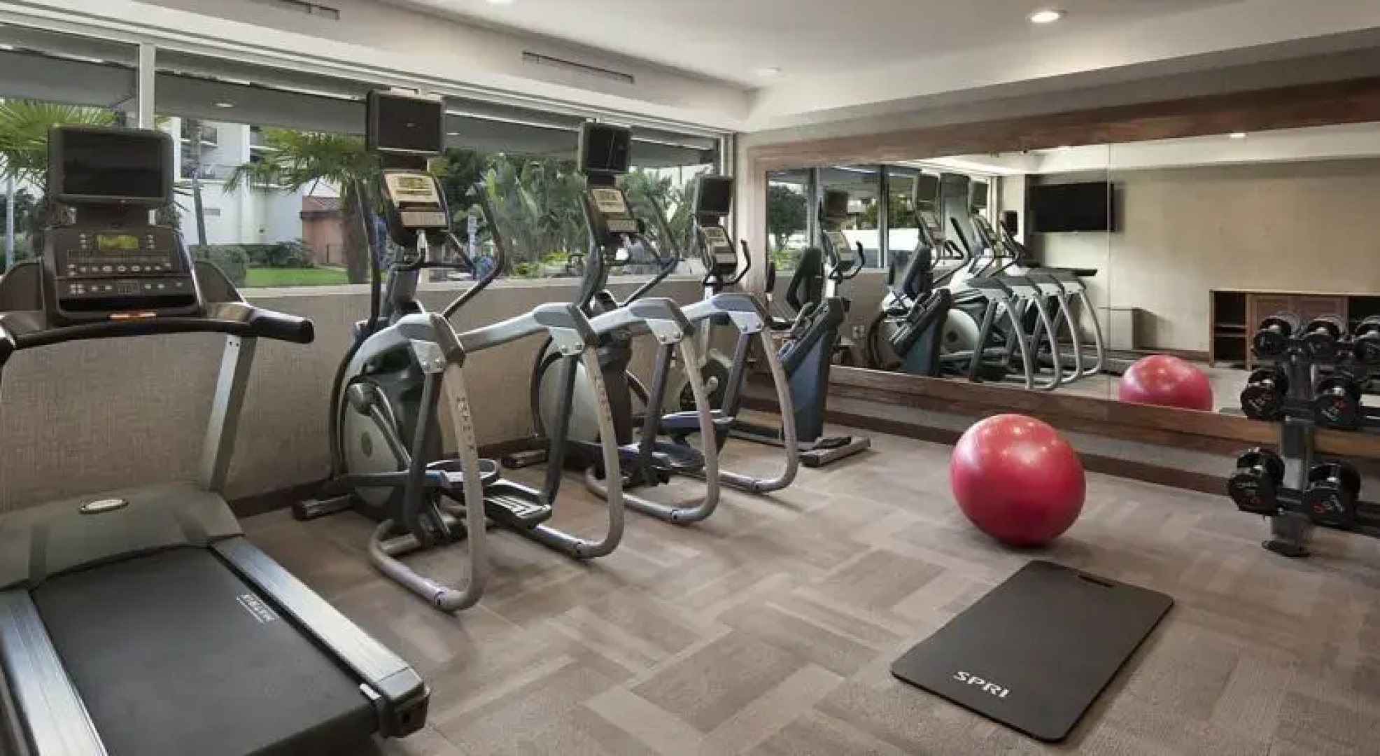Best Western Plus Sunrise Hotel