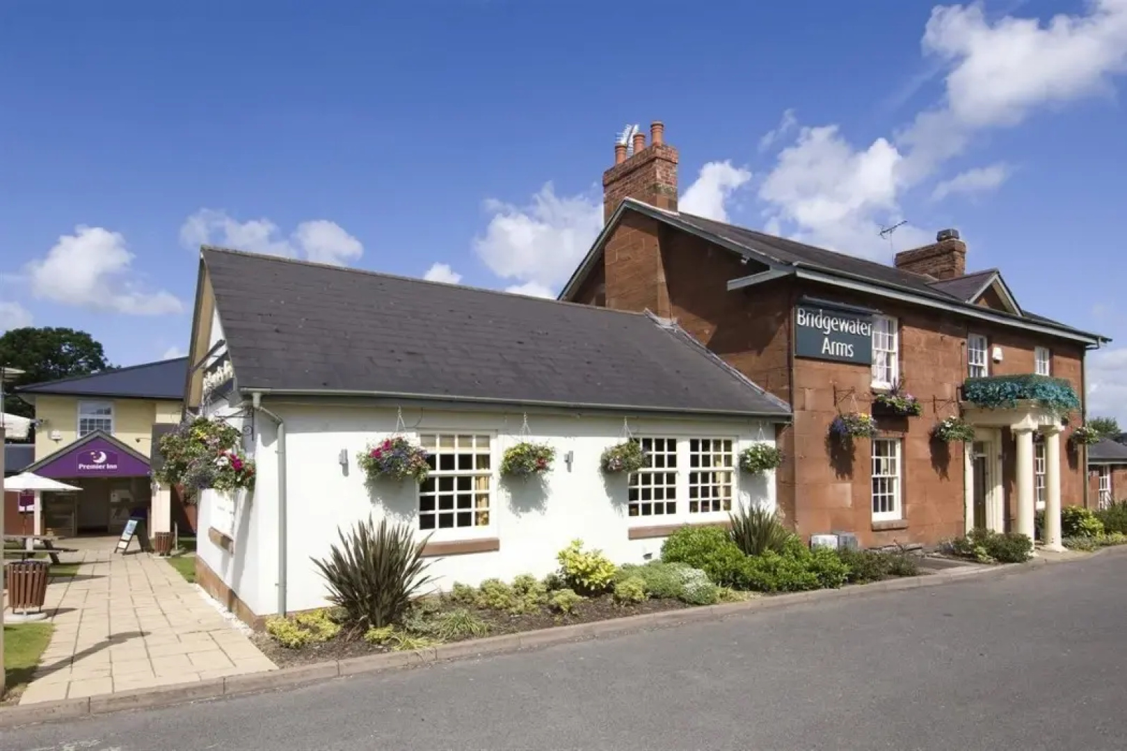 Premier Inn Shrewsbury North - Harmer Hill