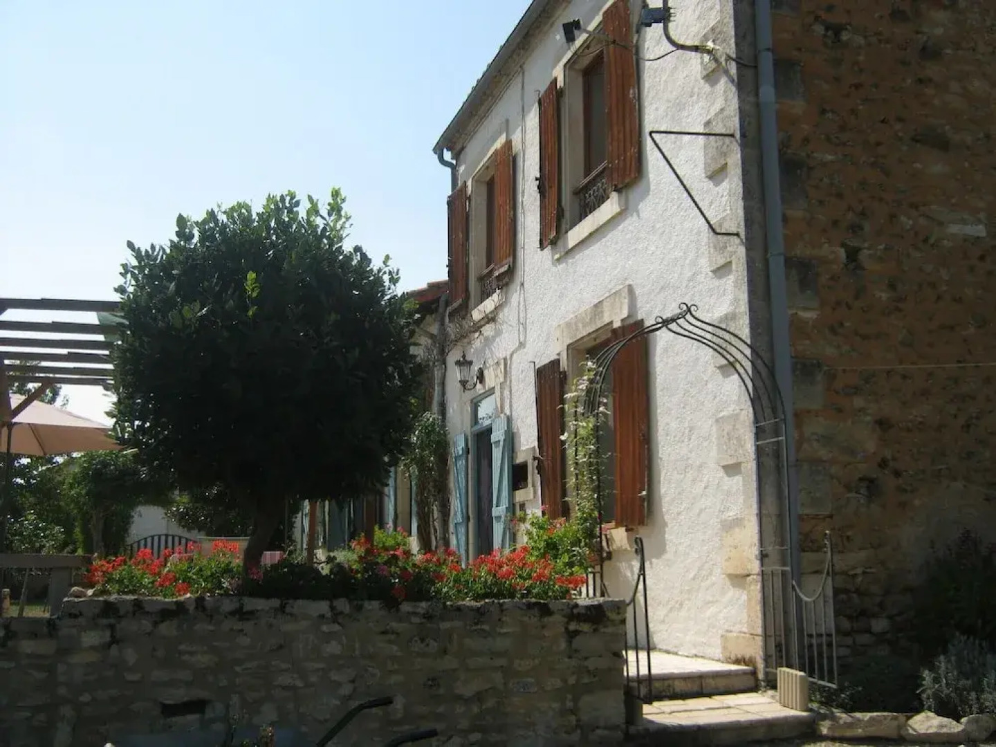 Le Papillon at le paradis