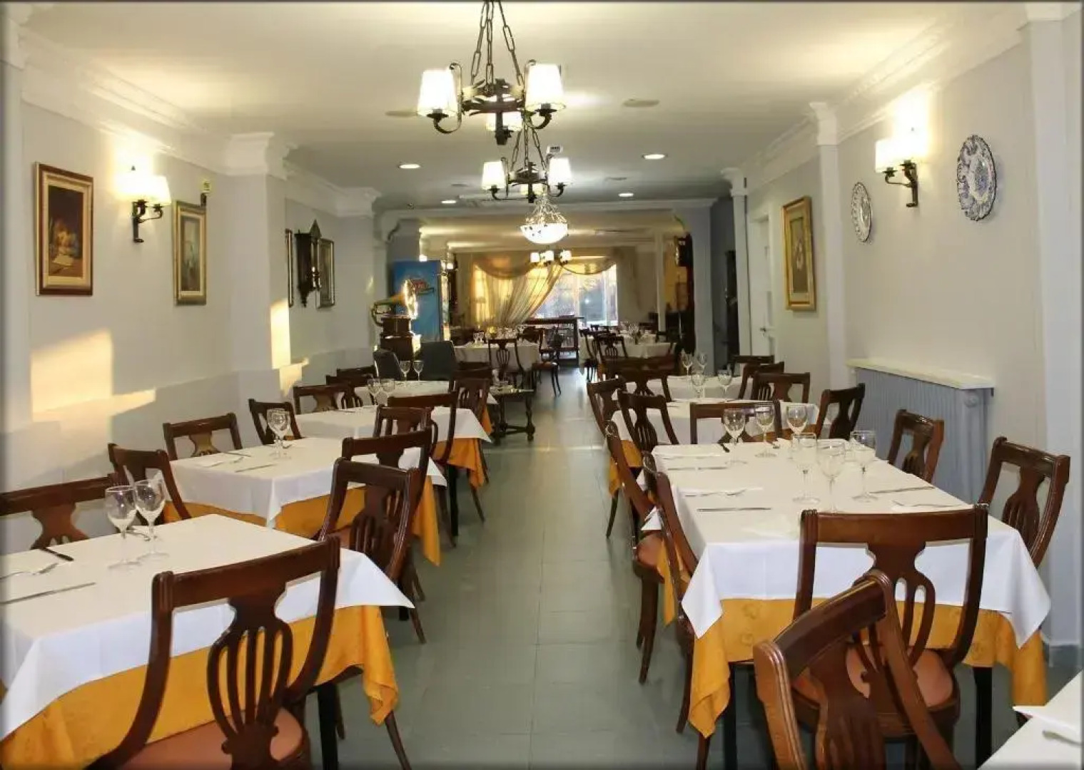 Hostal Restaurante Carolina