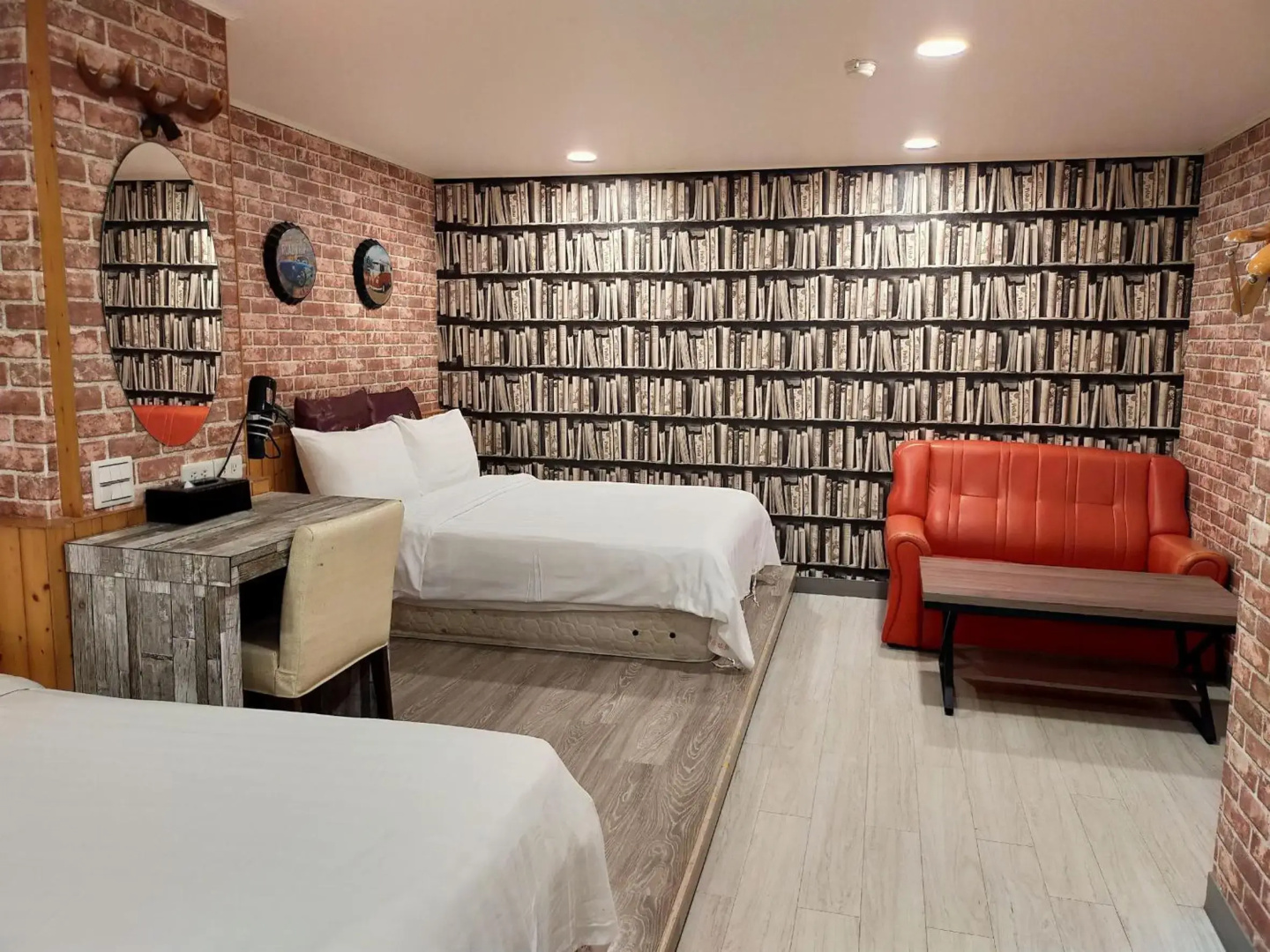 Bin City Hotel